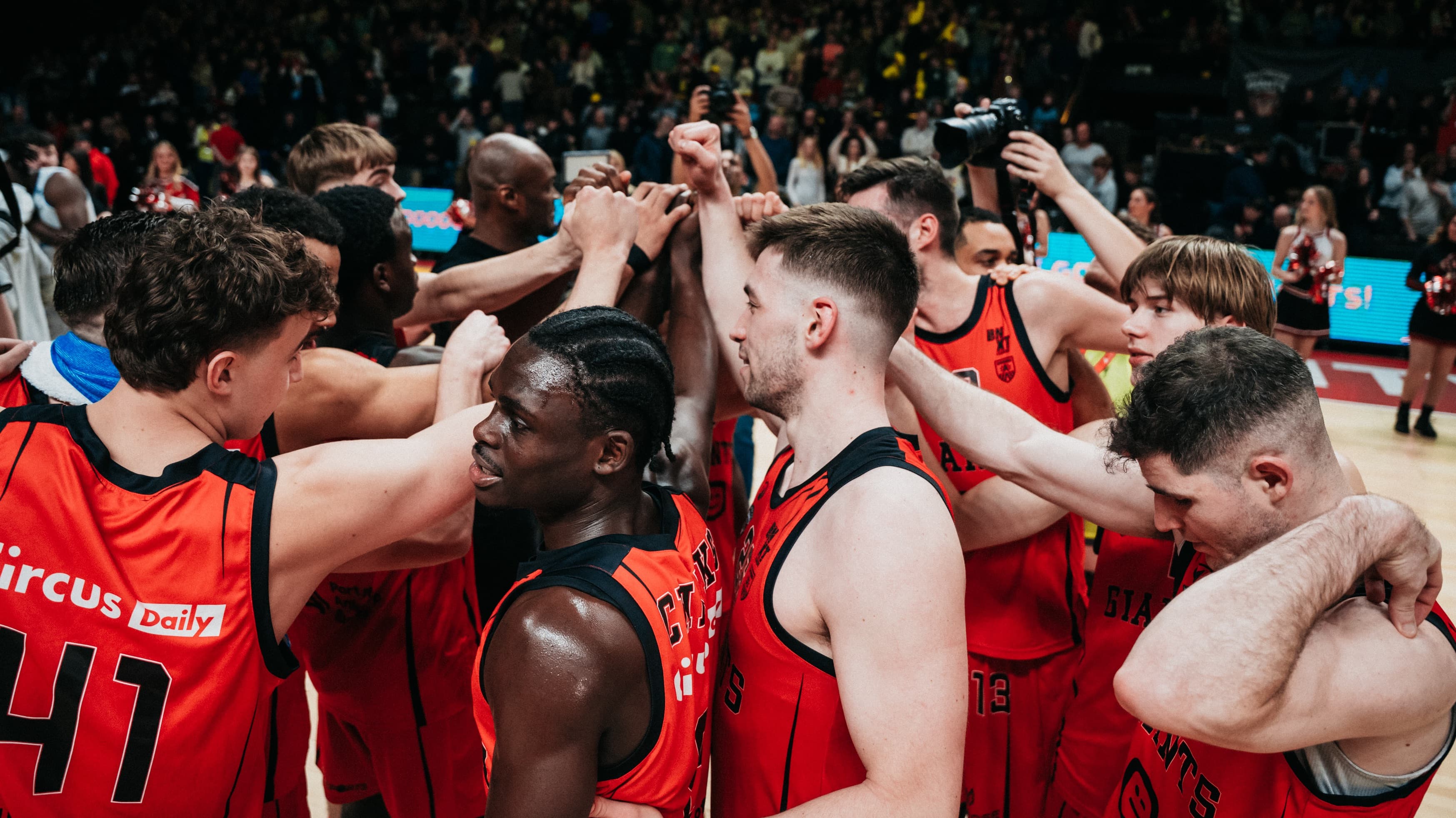 Anvers empoche la première manche contre Ostende et prend le large en tête