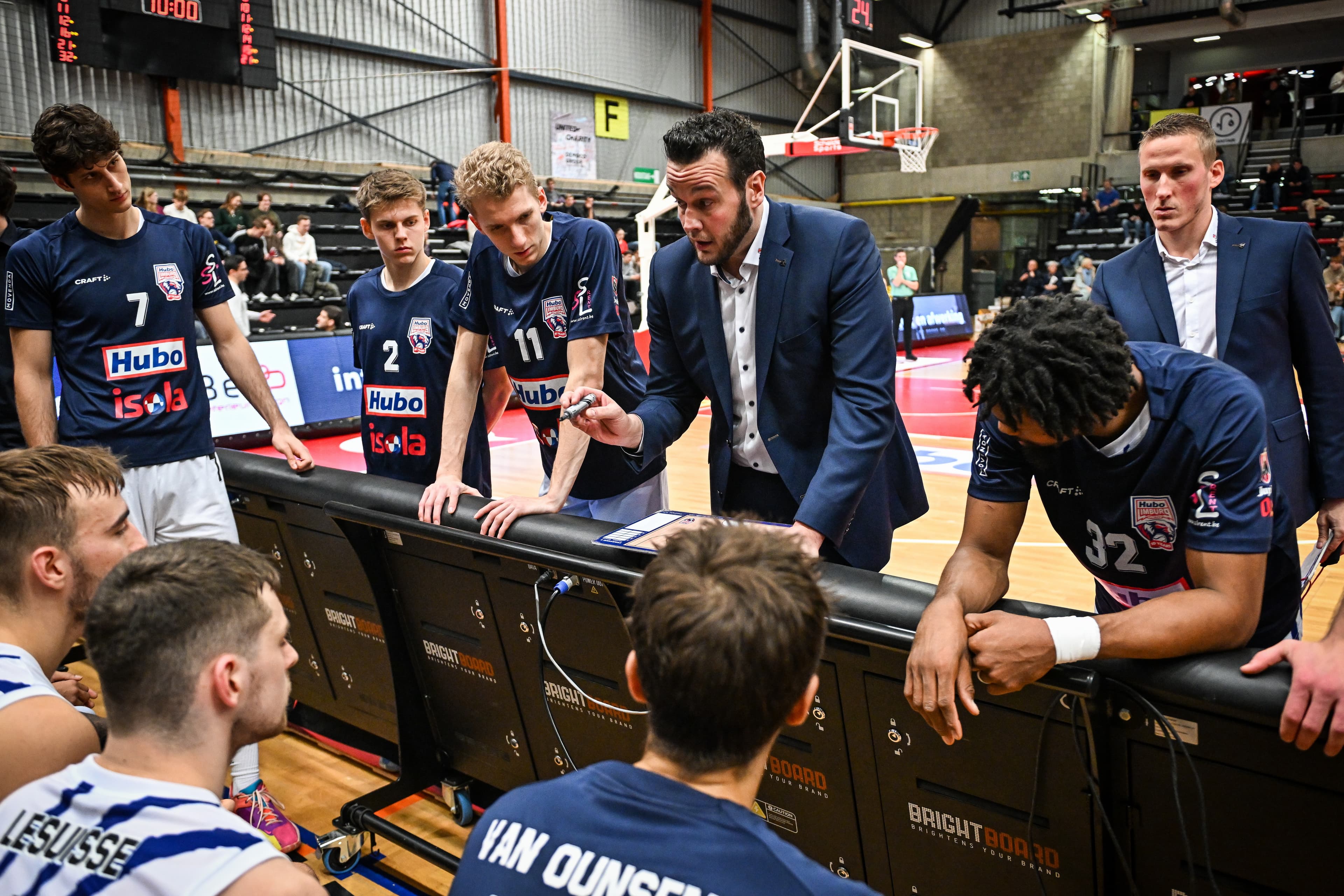 Limburg United reprend l&rsquo;avantage du terrain; Ostende sans pitié pour Liège