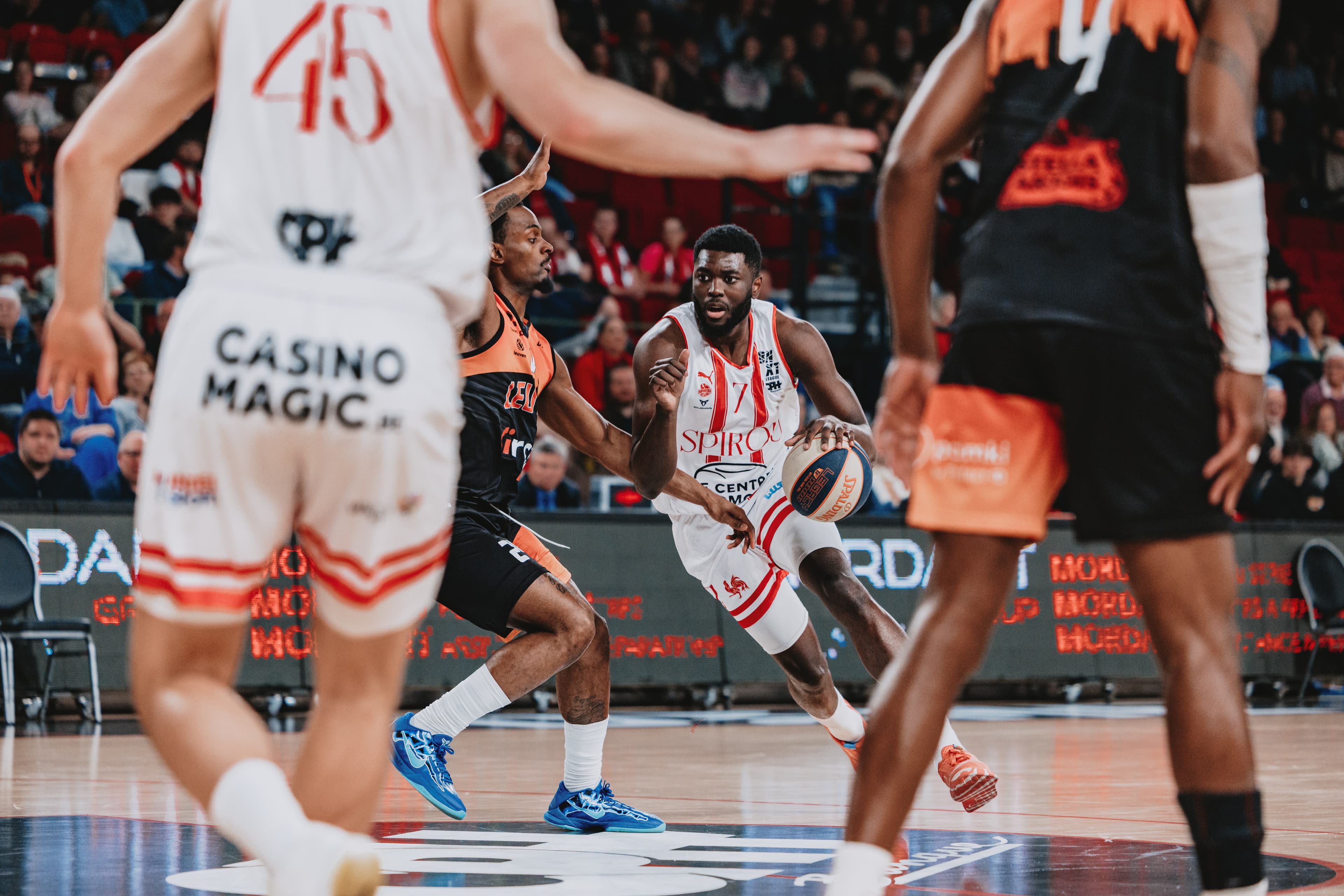 Le Spirou propulsé hors des playoffs après sa défaite contre Louvain