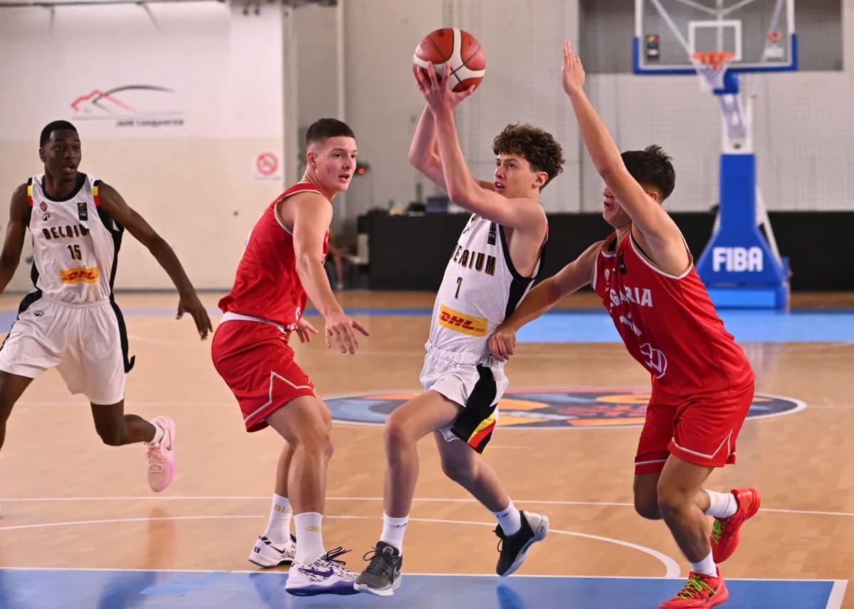 Les Lions U16 lancent leur Euro en écrasant la Bulgarie