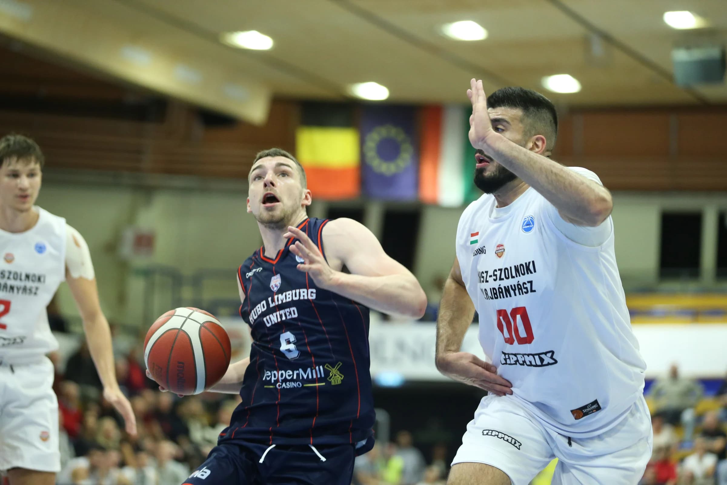 Limburg United assure après prolongation, Mons et Louvain se font peur