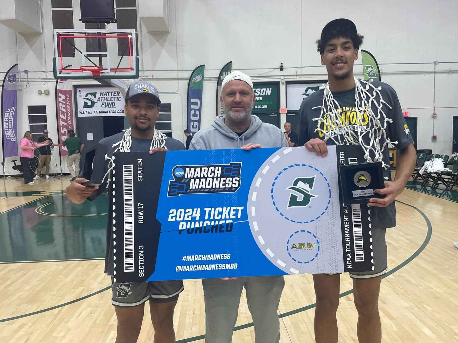 Swenson et Gatereste qualifiés pour la March Madness !