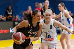 Les U18 Cats lancent leur Euro par une victoire