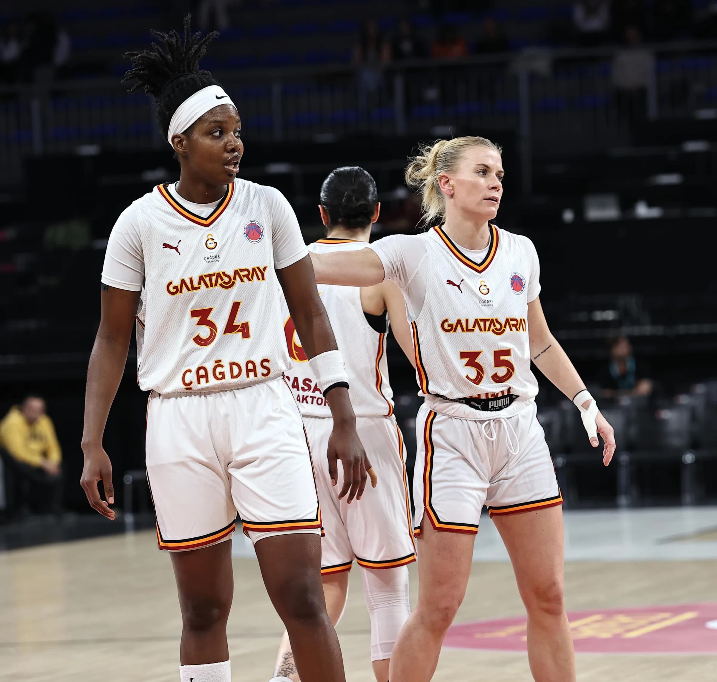 Julie Vanloo et Galatasaray se qualifient pour les huitièmes de finale en Eurocup