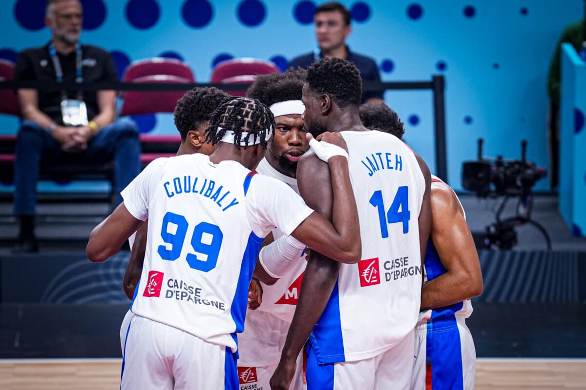 Guerschon Yabusele, Mouhammadou Jaiteh et Bilal Coulibaly (France) face à Géorgie, EuroBasket, 7 septembre 2025