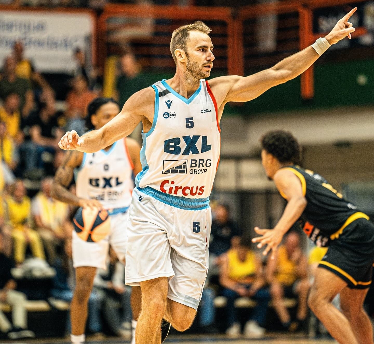 Le Brussels échoue de peu à Landstede Hammers