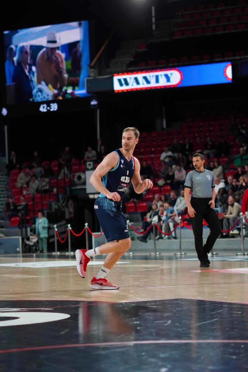 Le Brussels et le Spirou se rassurent; Anvers surpris à Groningen