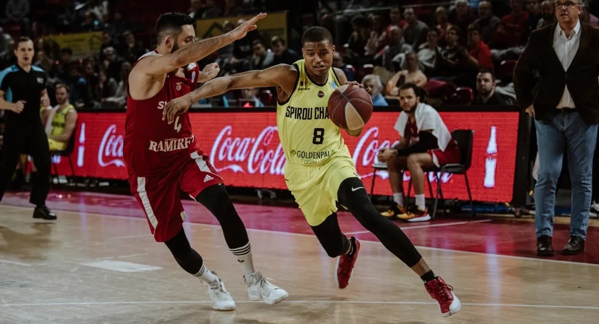 Noé Botuli de retour en Belgique… à la place de Tito Casero