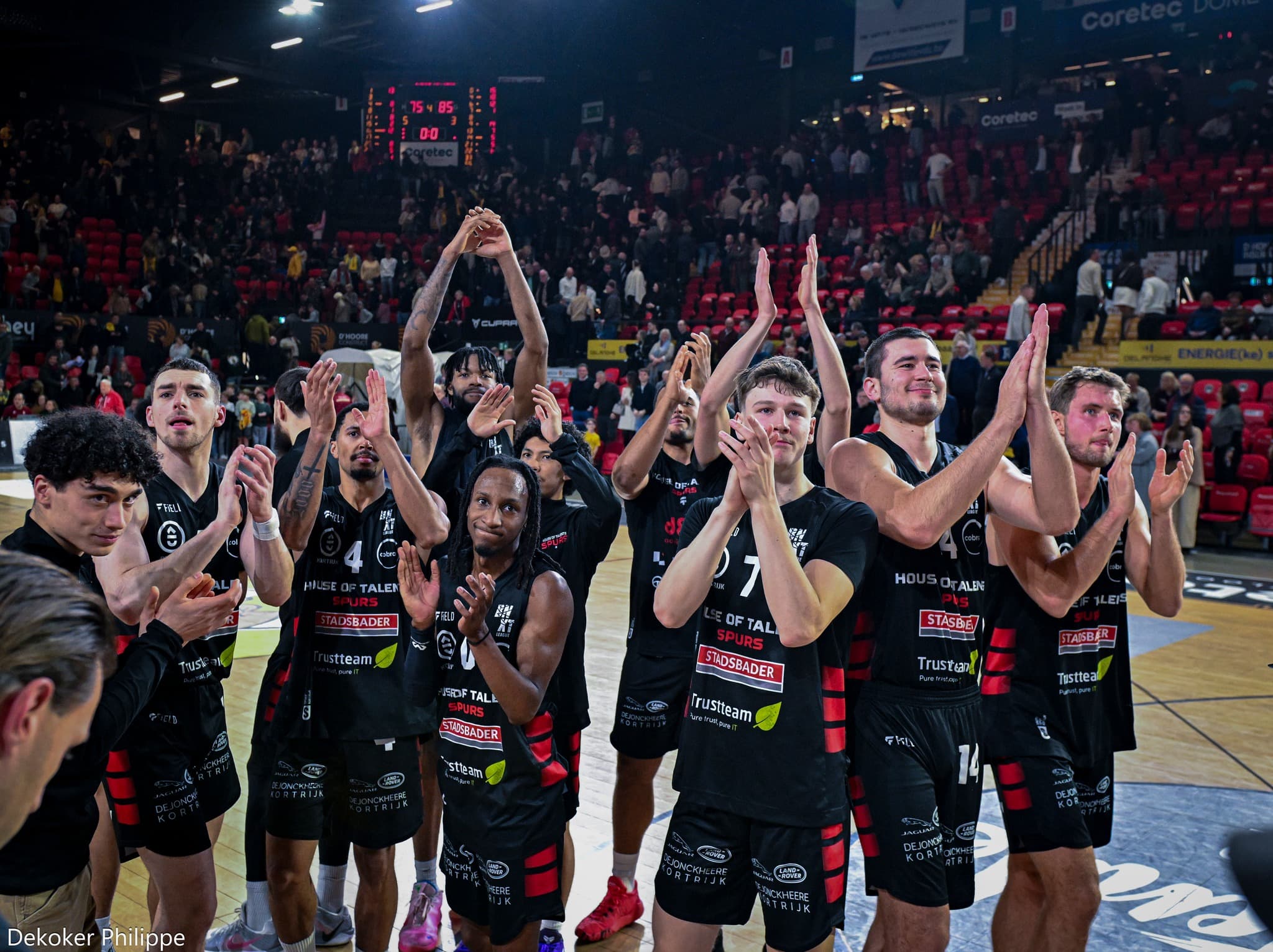 Ostende perd la tête; le Brussels à nouveau battu sur le fil!