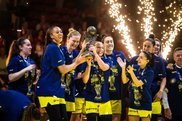 Julie Allemand rempile un an au Fenerbahçe !