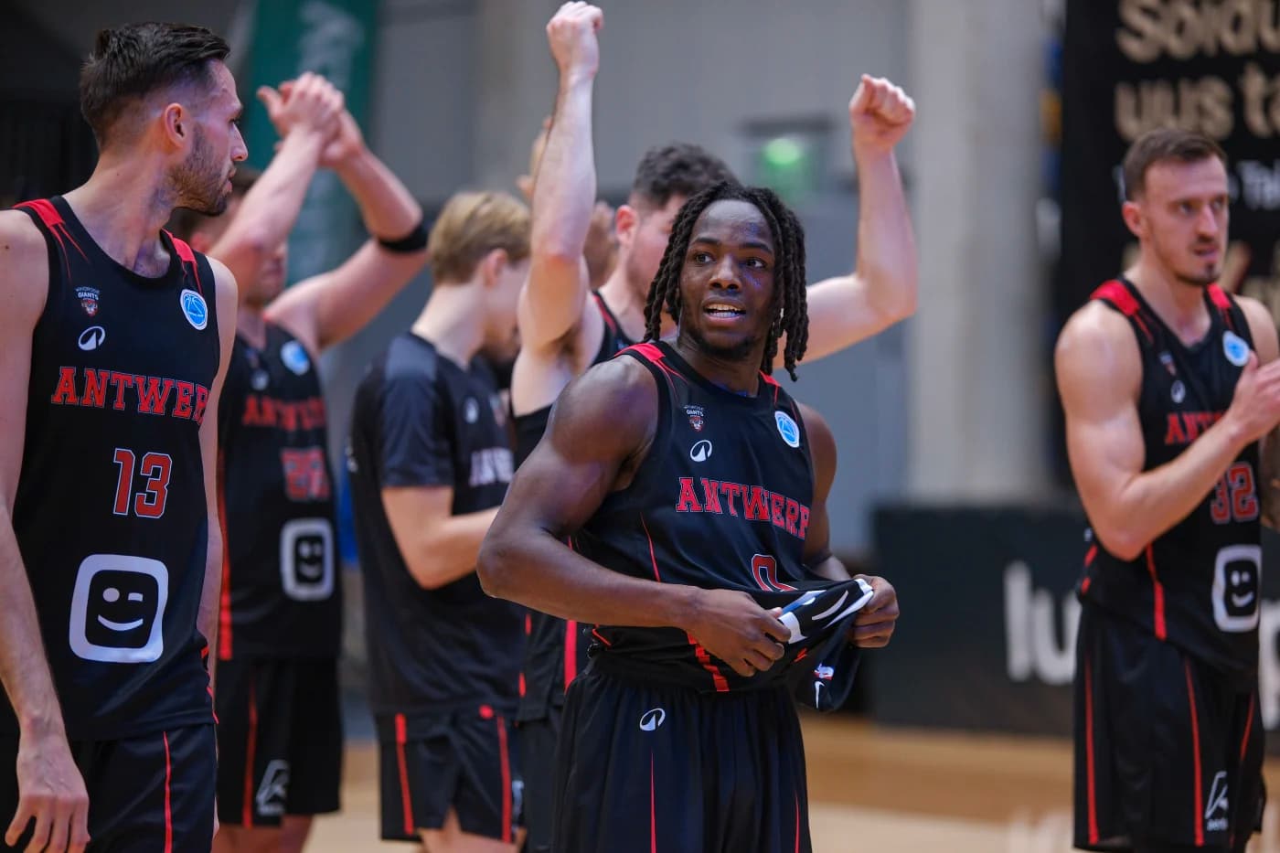 Anvers et Swenson (Lisbonne) qualifiés en FIBA Europe Cup, Obasohan et Bolavie encore battus en Eurocup