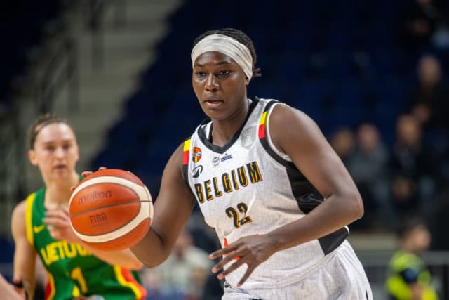 Bethy Mununga poursuit sa carrière en France