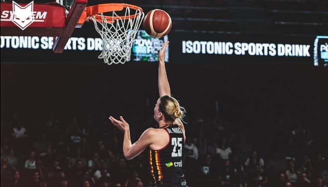 Préparation JO : victoire des Belgian Cats (76-58) face à l’Espagne, Becky Massey en vue