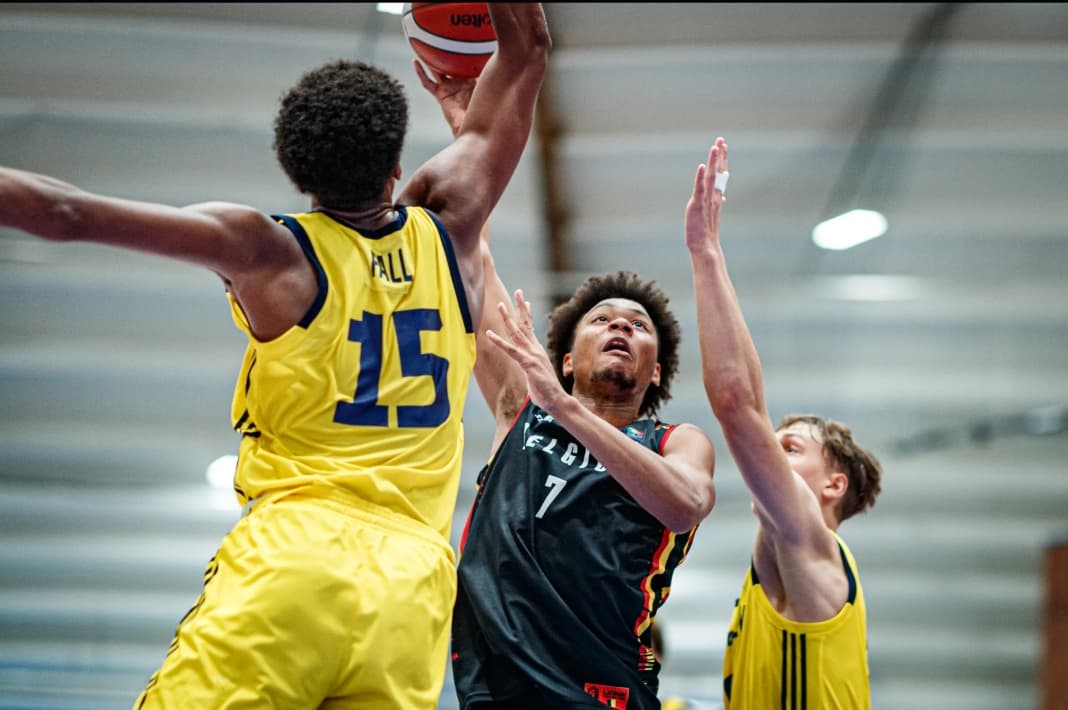 EuroBasket U18 H : la Belgique l’emporte (84-81) contre la Suède et prend la septième place du tournoi