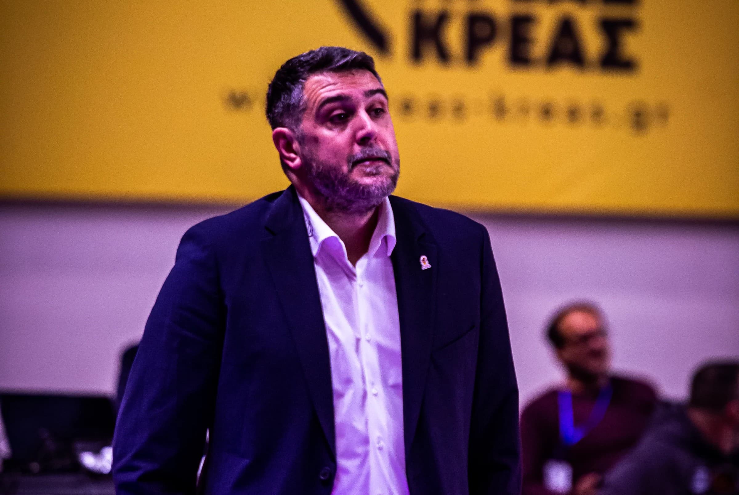 Ostende s’incline à Karditsa, Anvers battu par Van Vliet