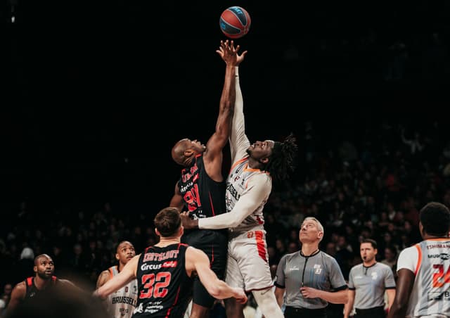 Le Débrief’ : la saison régulière s’éteint, les playoffs s’allument