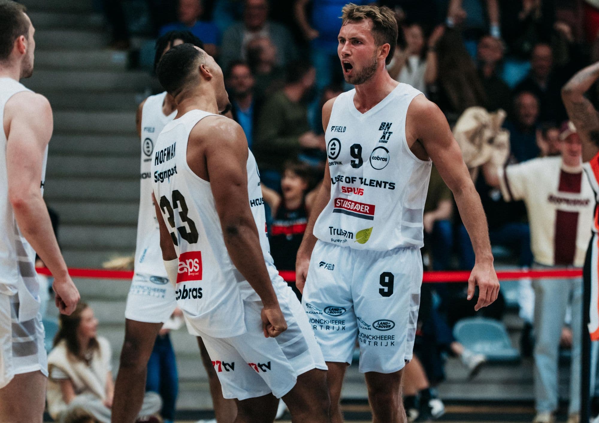 Courtrai renverse Den Bosch, Limburg United résiste au retour des Suns