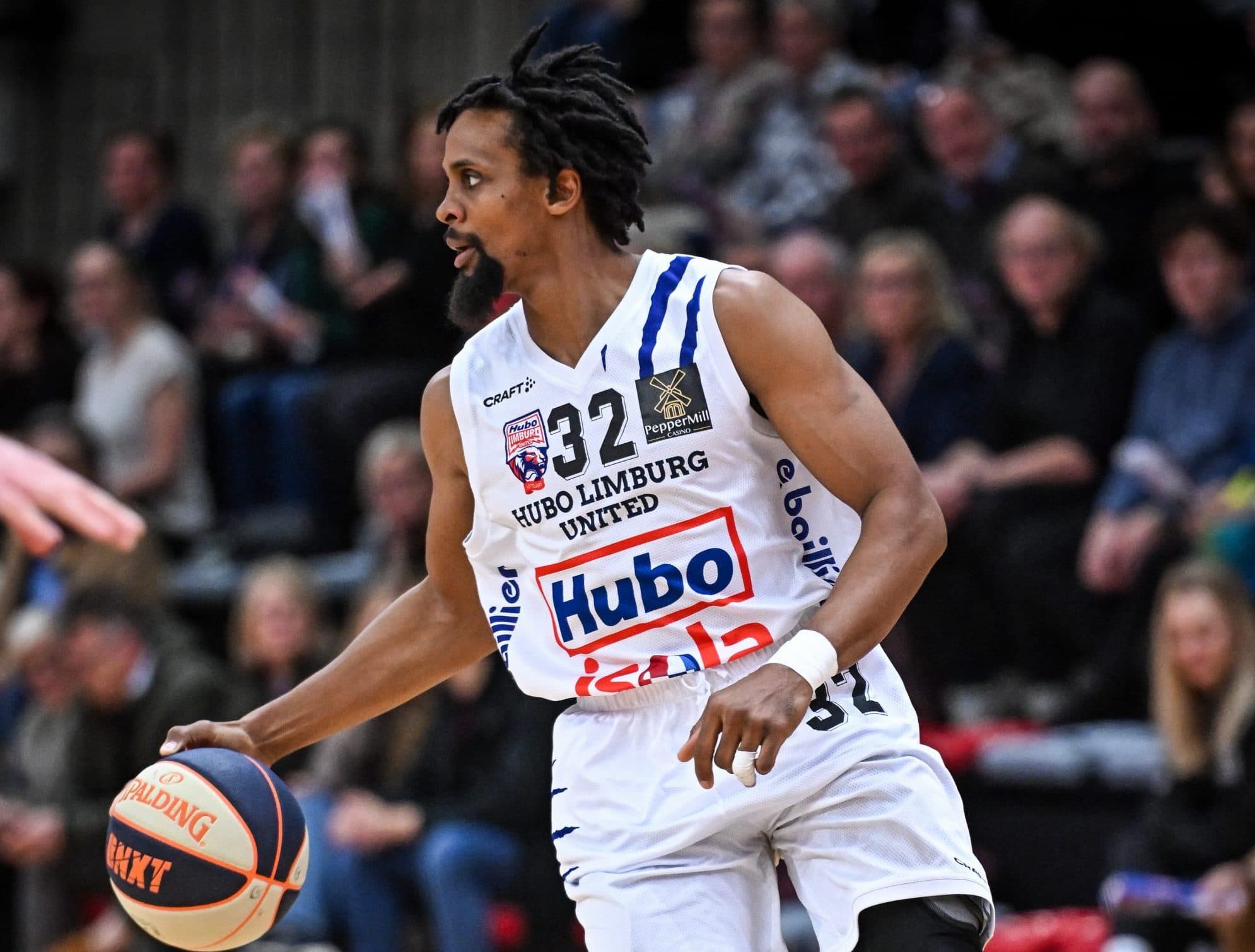 Cliff Hammonds rempile pour une nouvelle saison à Limburg United