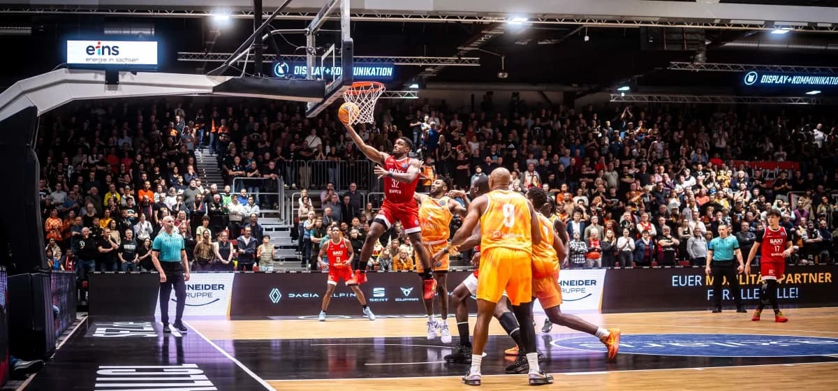 Les Belges à l’étranger : Retin Obasohan et Maxuella Lisowa-Mbaka brillent sur la scène européenne