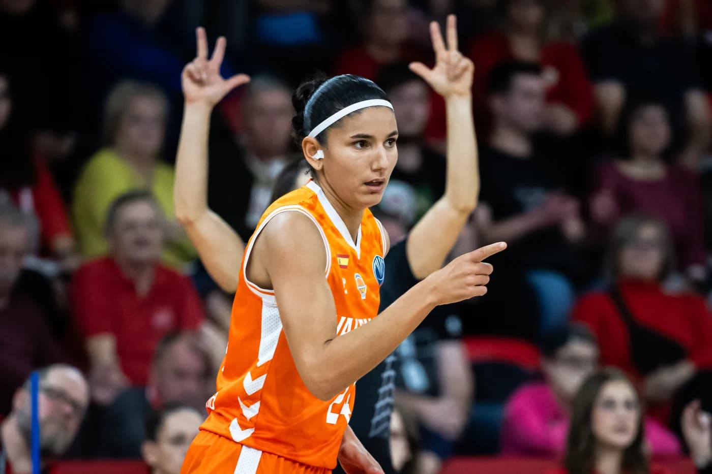 Hind Ben Abdelkader prolongée à Valence