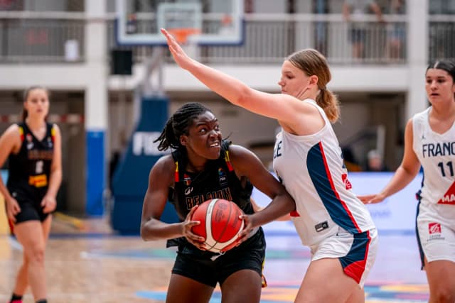 Pas de médaille pour les Cats U18, battue par la France en petite finale