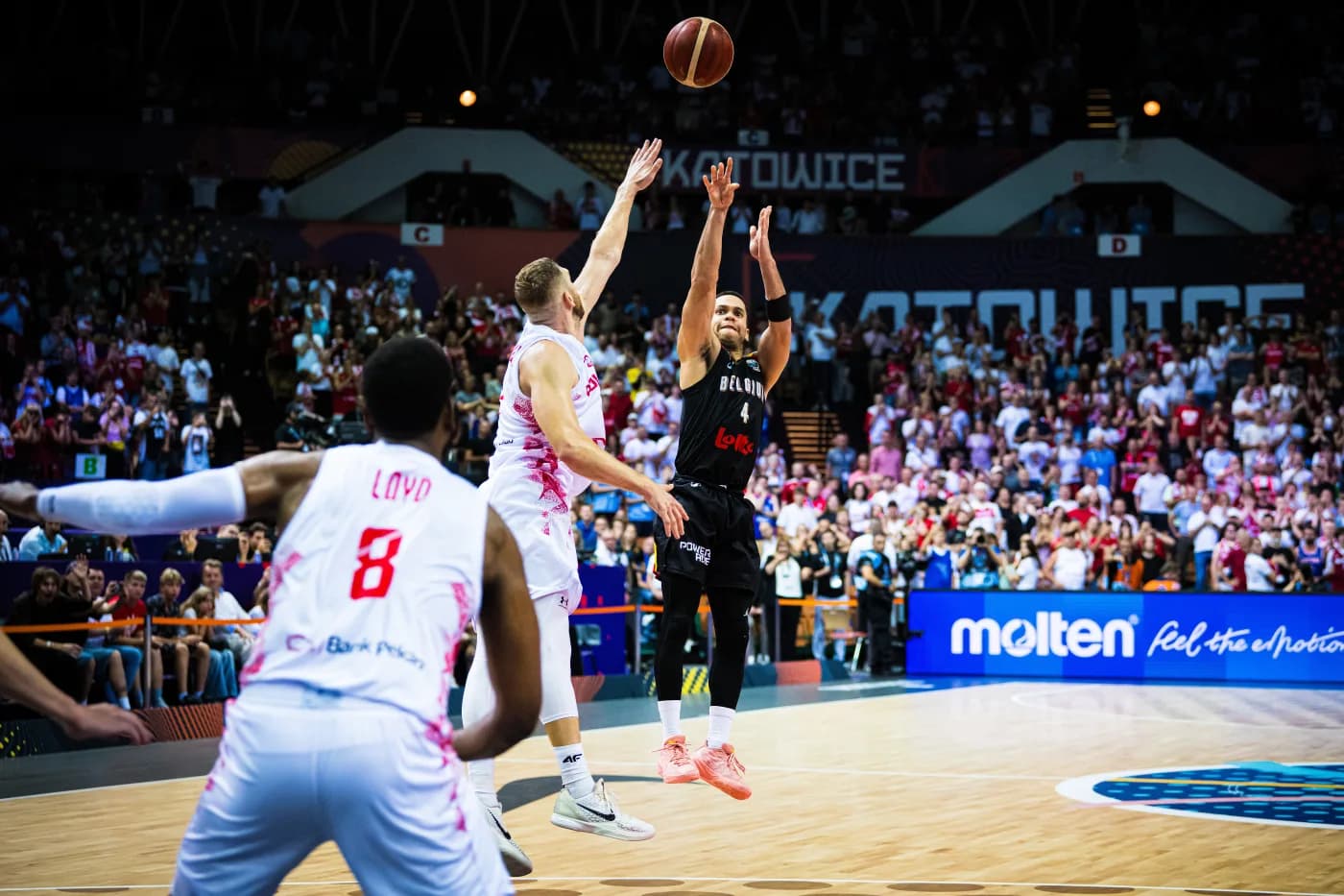 Les Belgian Lions montrent un meilleur visage et s’imposent sur un buzzer de Manu Lecomte ! (+ vidéos)
