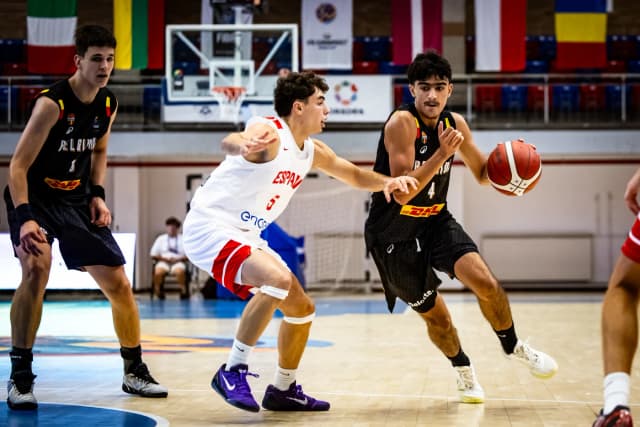 Les U16 doivent désormais éviter la relégation en Division B