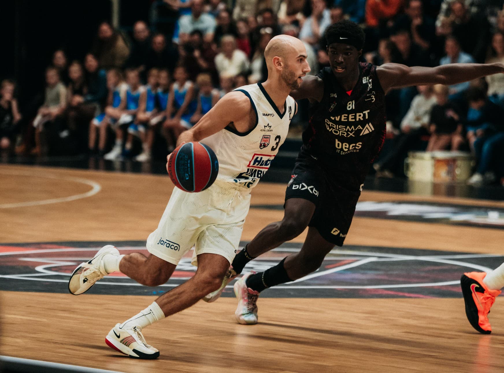 Limburg écarte Courtrai