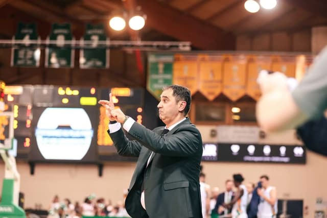 Dario Gjergja prend officiellement la porte; Oskar Giltay rejoint le finaliste de la March Madness