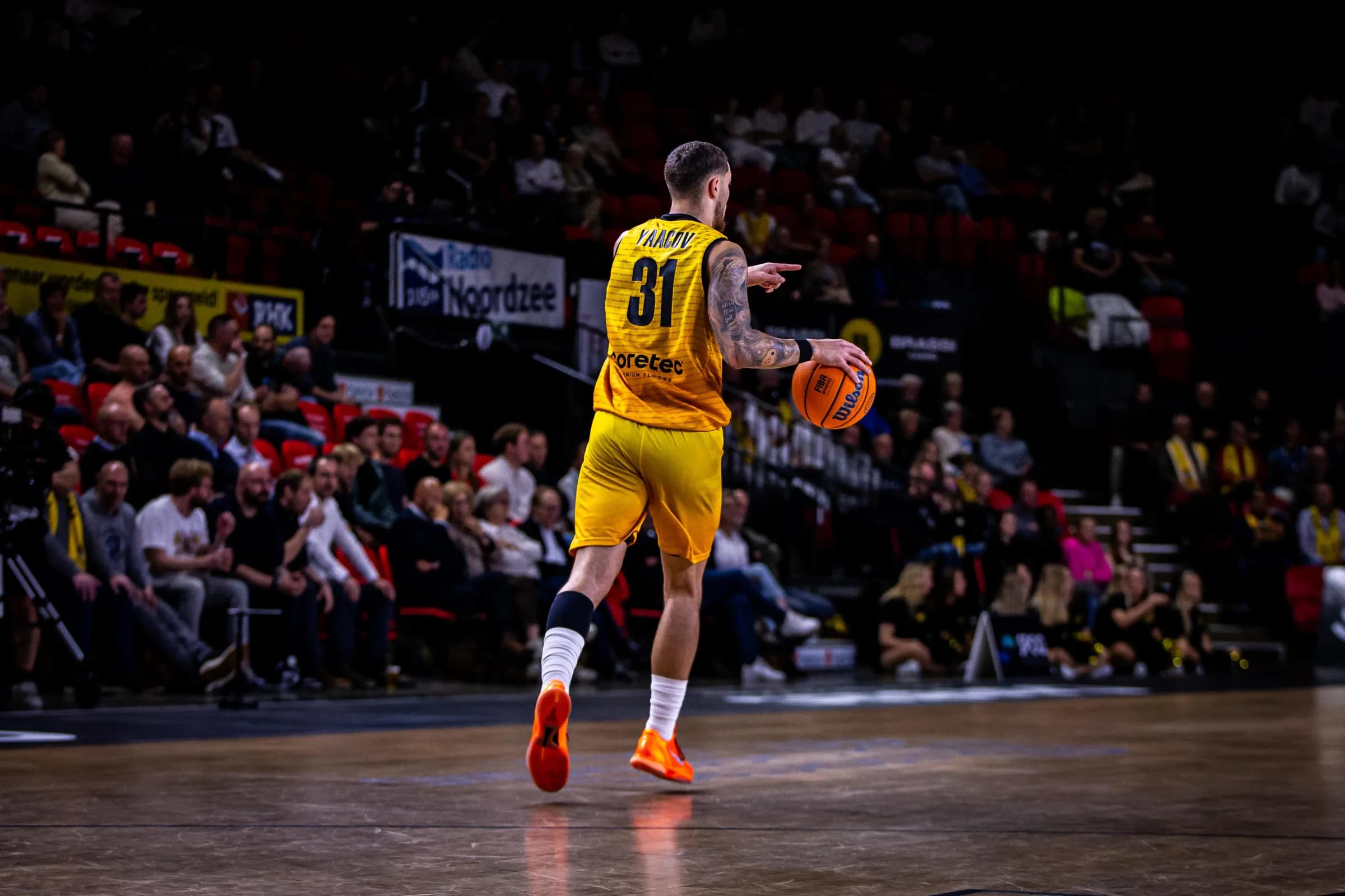Ostende remporte le classico, Anvers enfonce Courtrai
