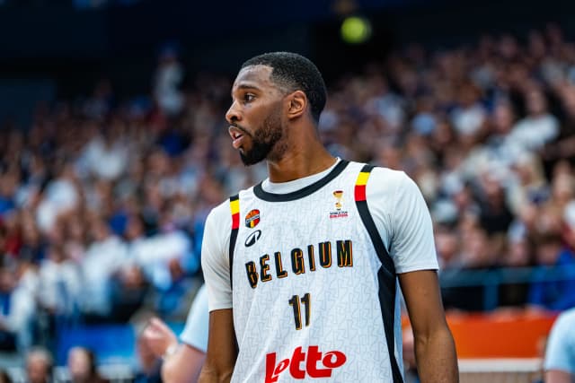 Les Belges à l’étranger: une bonne affaire pour Loïc Schwartz et Mamadou Guisse, les Cats battues