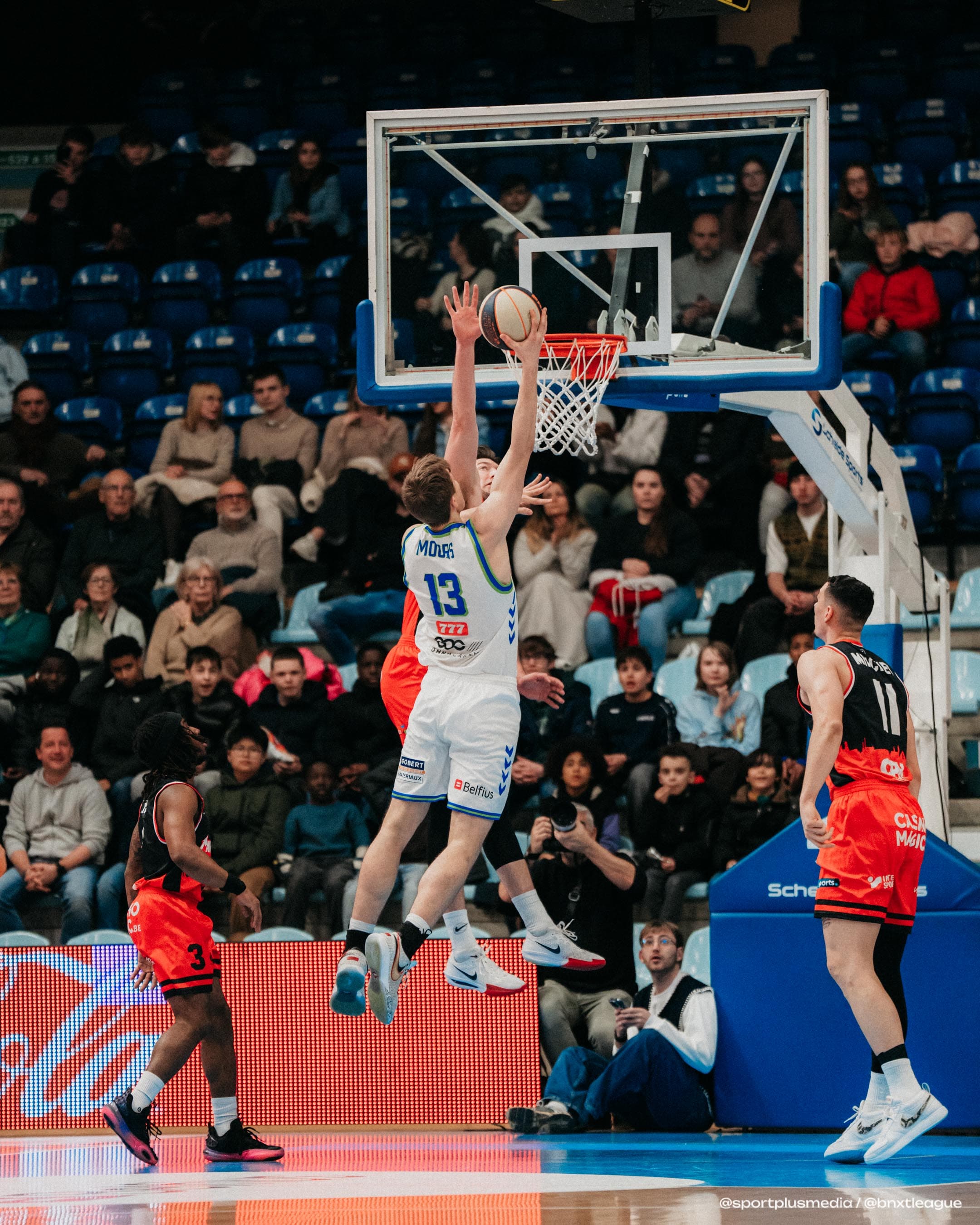 Mons renverse le Brussels, le Spirou s’écroule à Malines