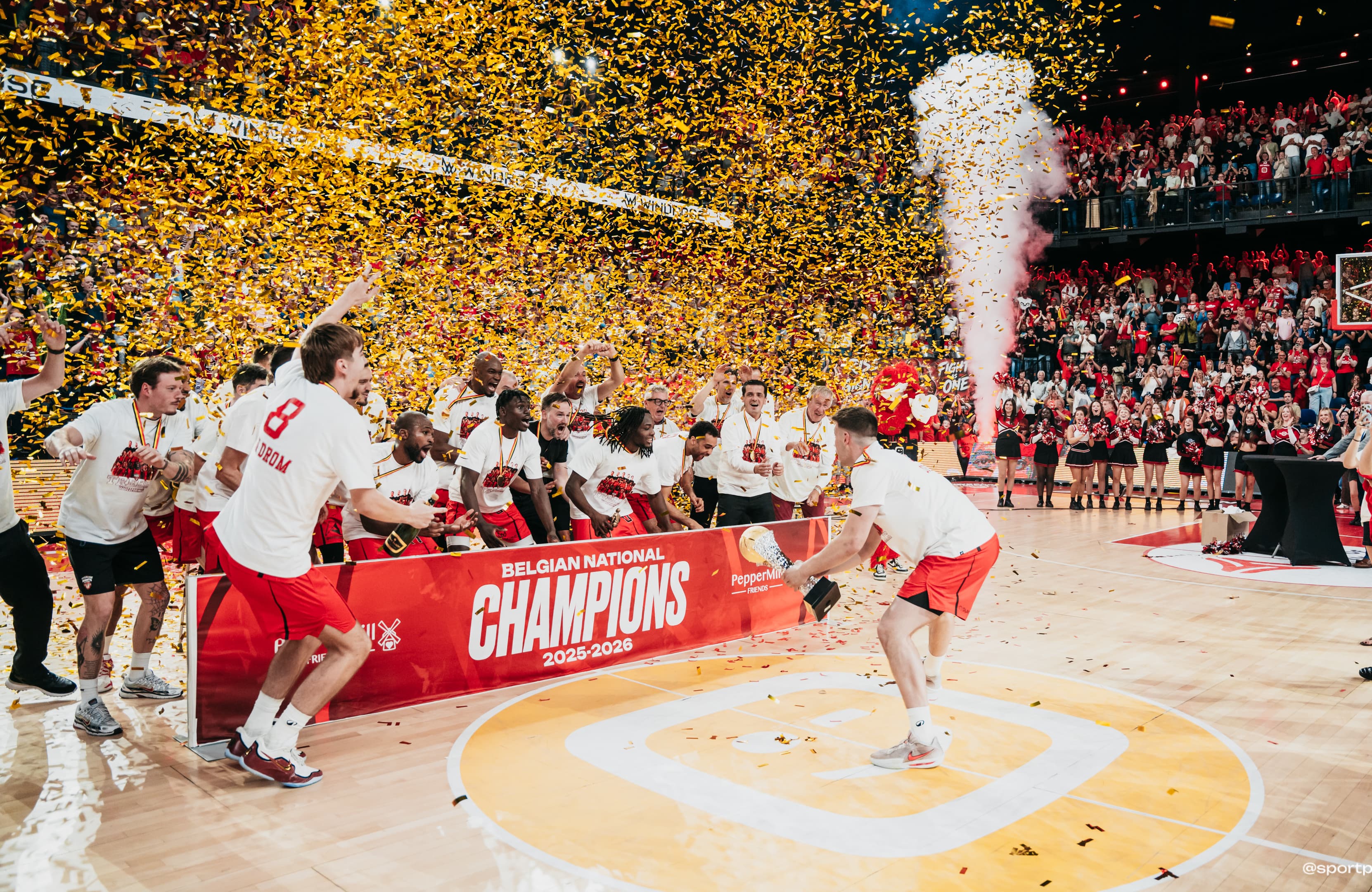 Courtside avec Terry : "Je ne vois pas Ostende directement concurrencer Anvers"