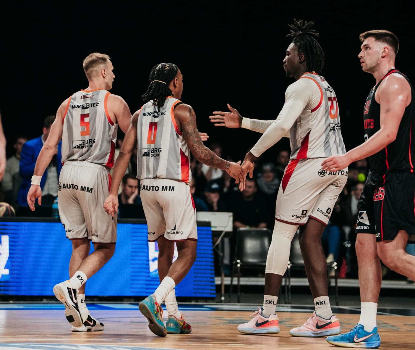 Le Débrief’: Horton et Klanjscek redonnent des couleurs à leur équipe; Malines à nouveau corrigé