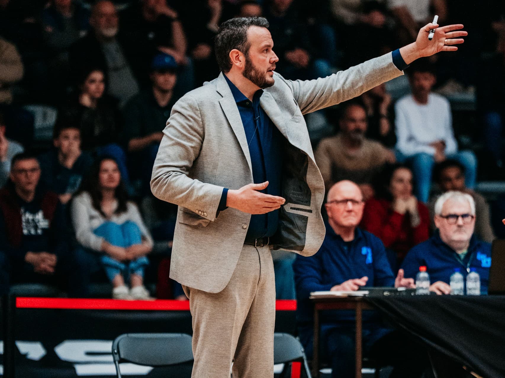 Un entraineur belge rejoint la NBA