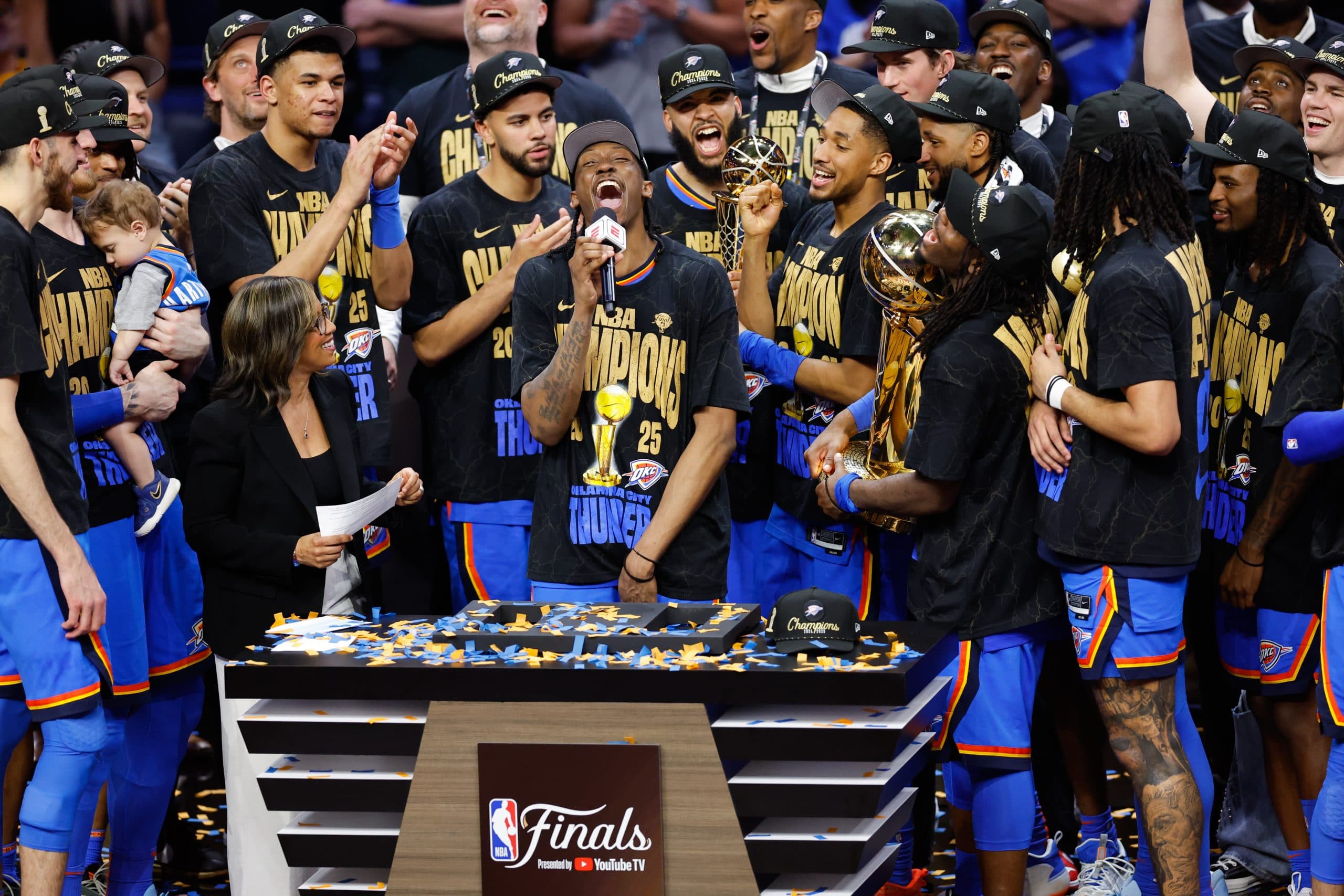 Ajay Mitchell, deuxième Belge de l’histoire sacré champion NBA