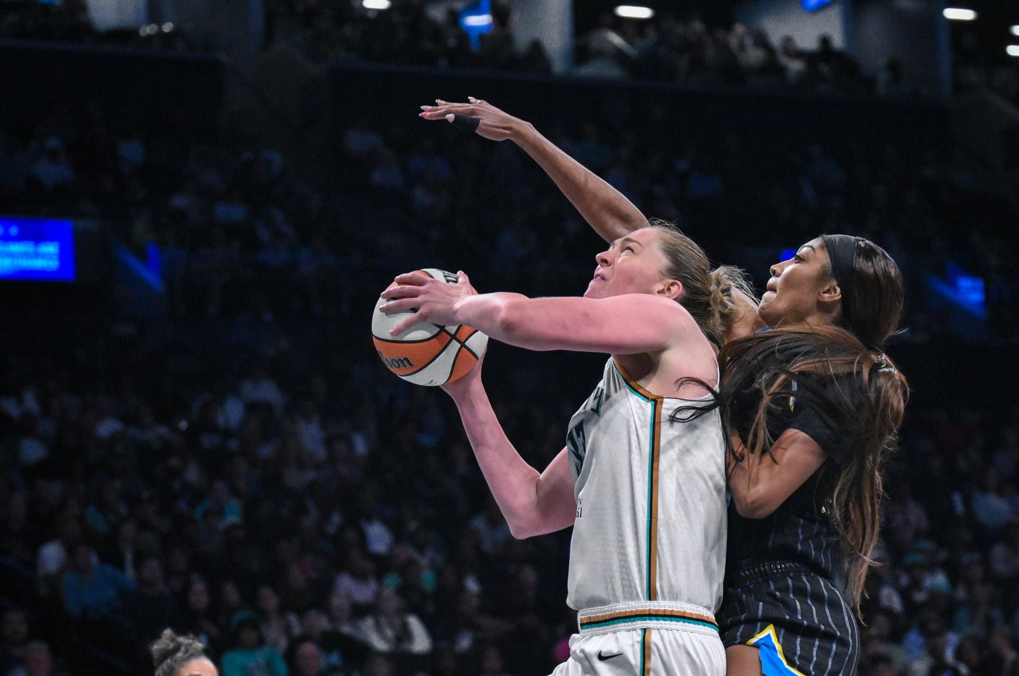 New York engrange de la confiance pour les playoffs, les Sparks terminent par une défaite