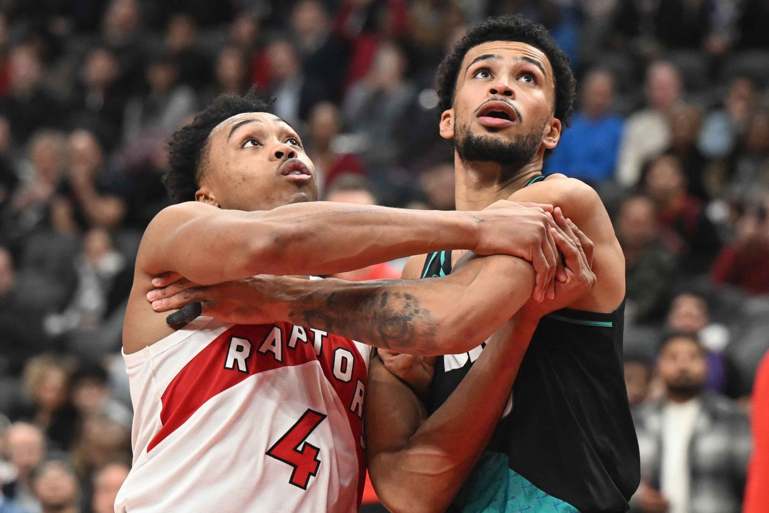 Ajay Mitchell titulaire et décisif, Toumani Camara combatif mais battu