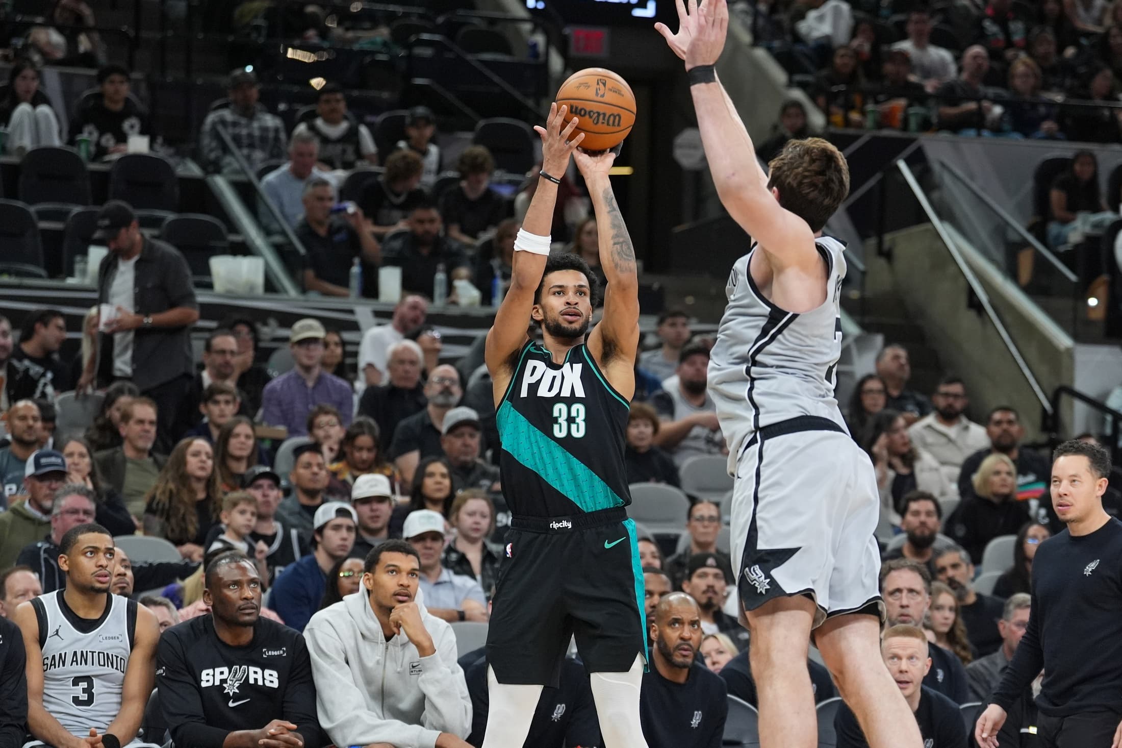 Toumani Camara et les Blazers enchaînent chez les Spurs