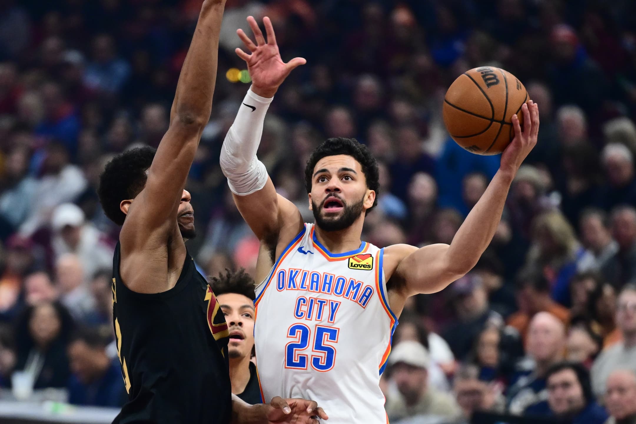 Ajay Mitchell régale à la passe lors de la victoire d’OKC à Cleveland
