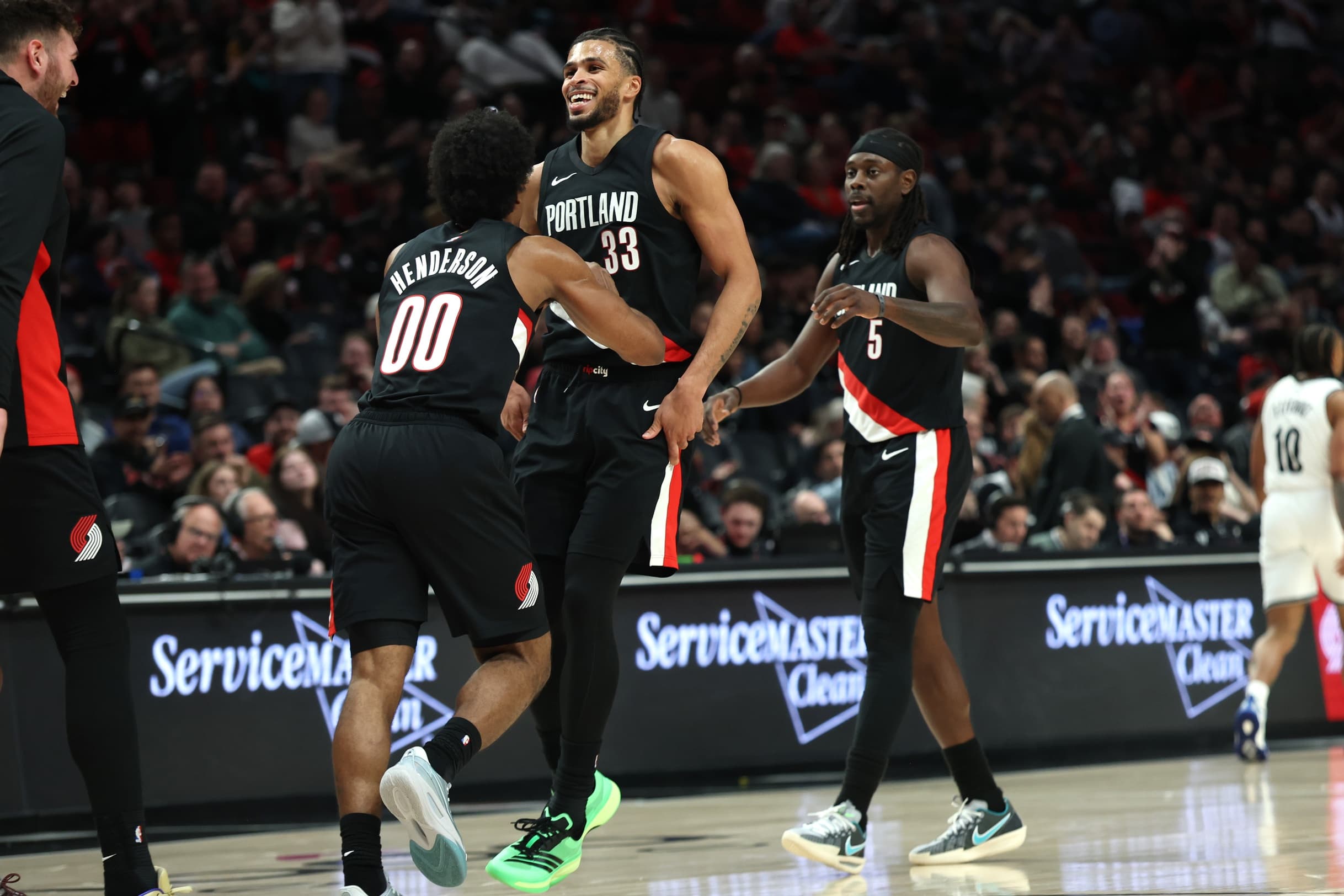 35 points, 9 tirs à trois points: Toumani Camara explose les compteurs contre Brooklyn