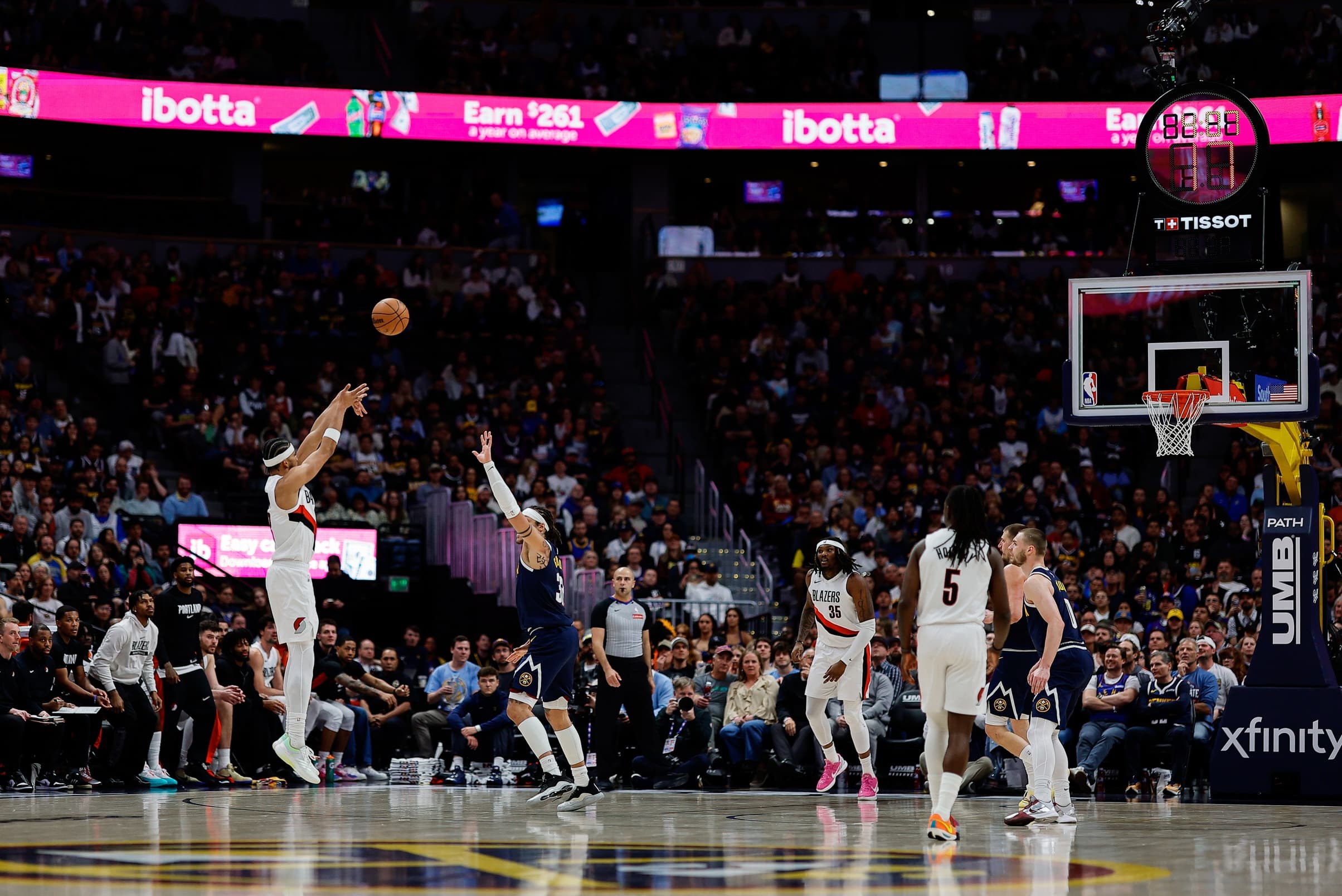 Les 30 points de Toumani Camara n’ont pas suffi face aux Nuggets !