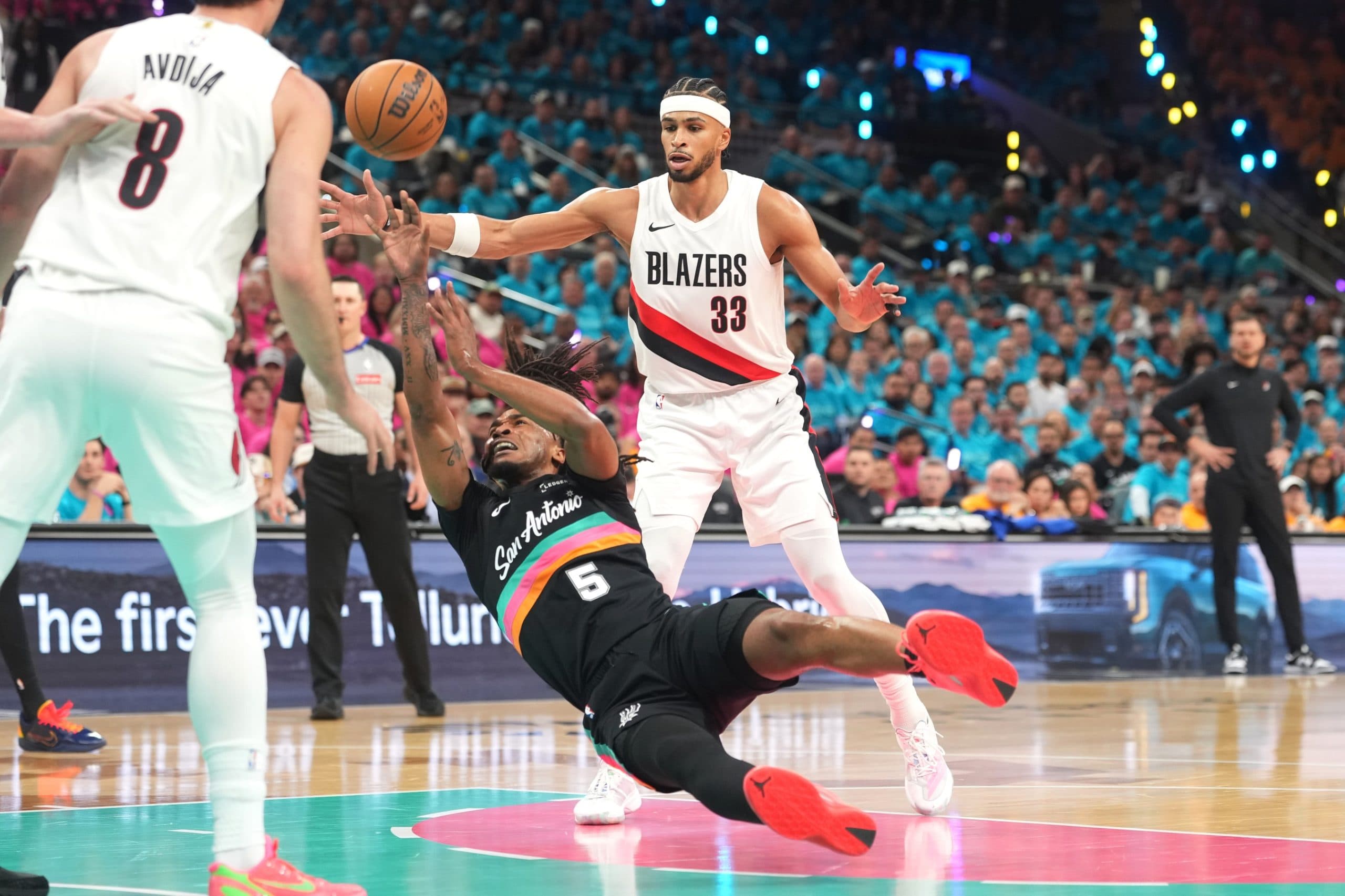 Toumani Camara et Portland prennent le Game 2 à San Antonio