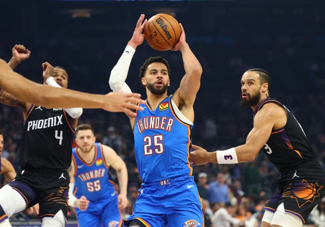 Ajay Mitchell, brillant, et OKC sweepent Phoenix au premier tour