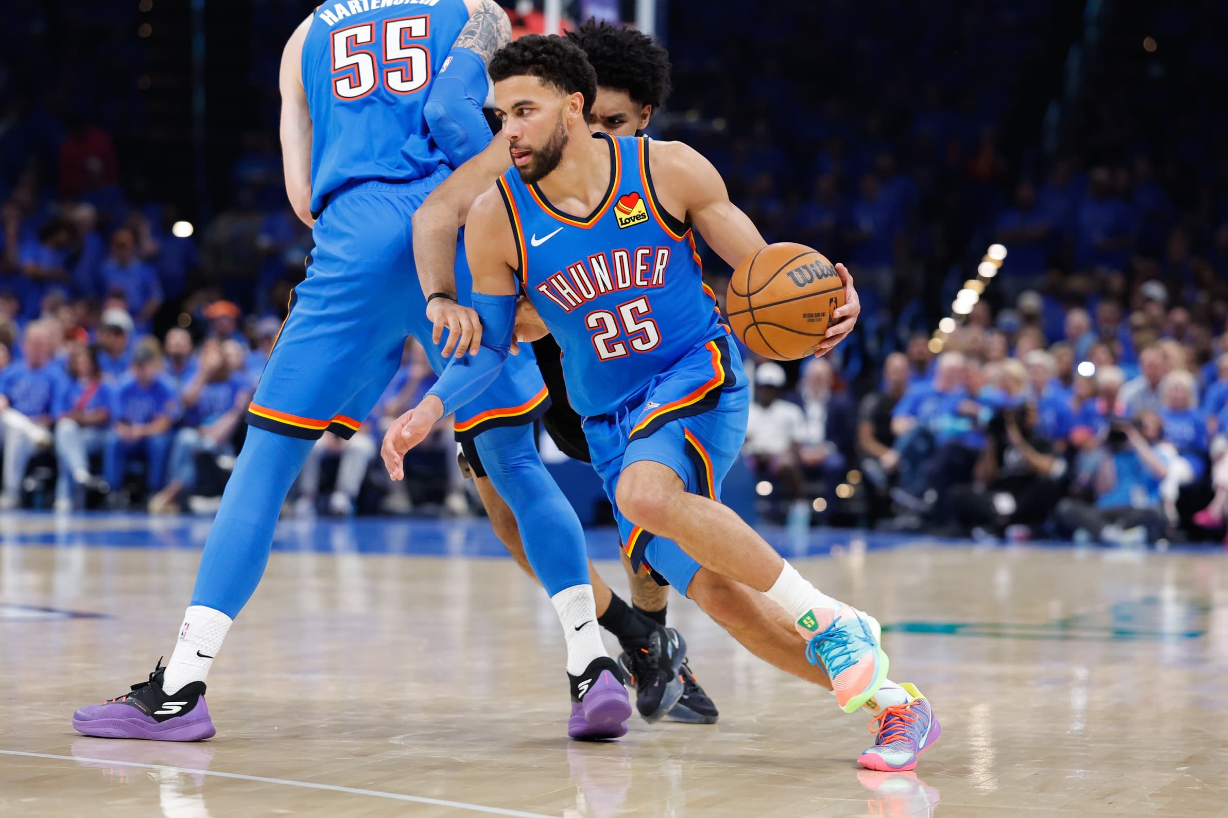 Victor Wembanyama monstrueux, San Antonio fait tomber OKC : Ajay Mitchell passe à côté
