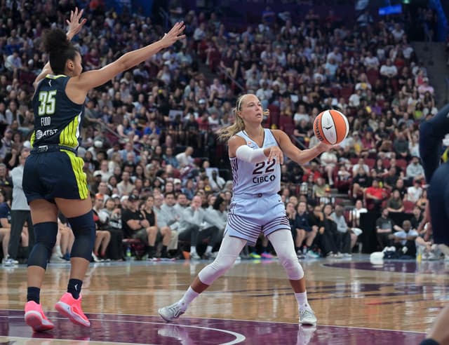 Le Tempo de Julie Allemand craque en fin de match, malgré un record WNBA
