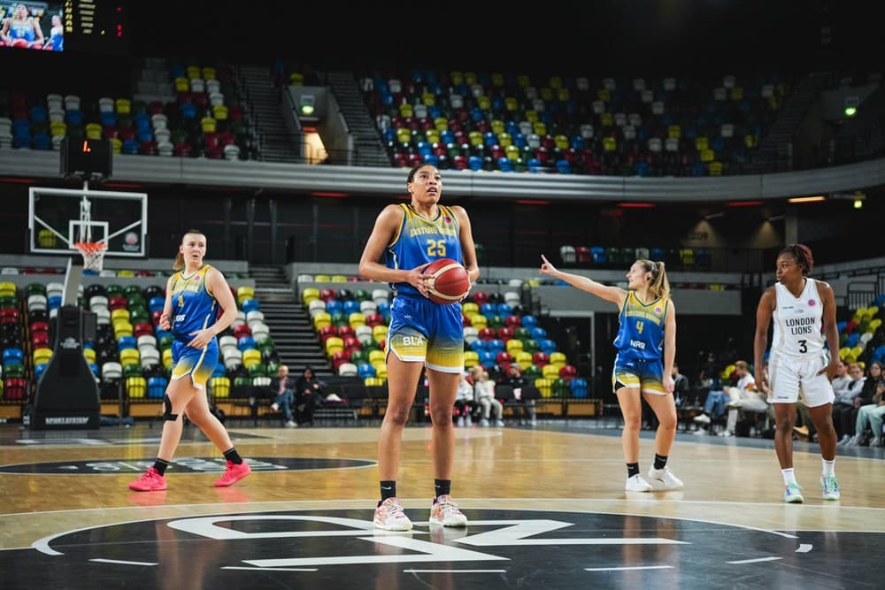 Kangoeroes et Castors sans difficultés avant le topper