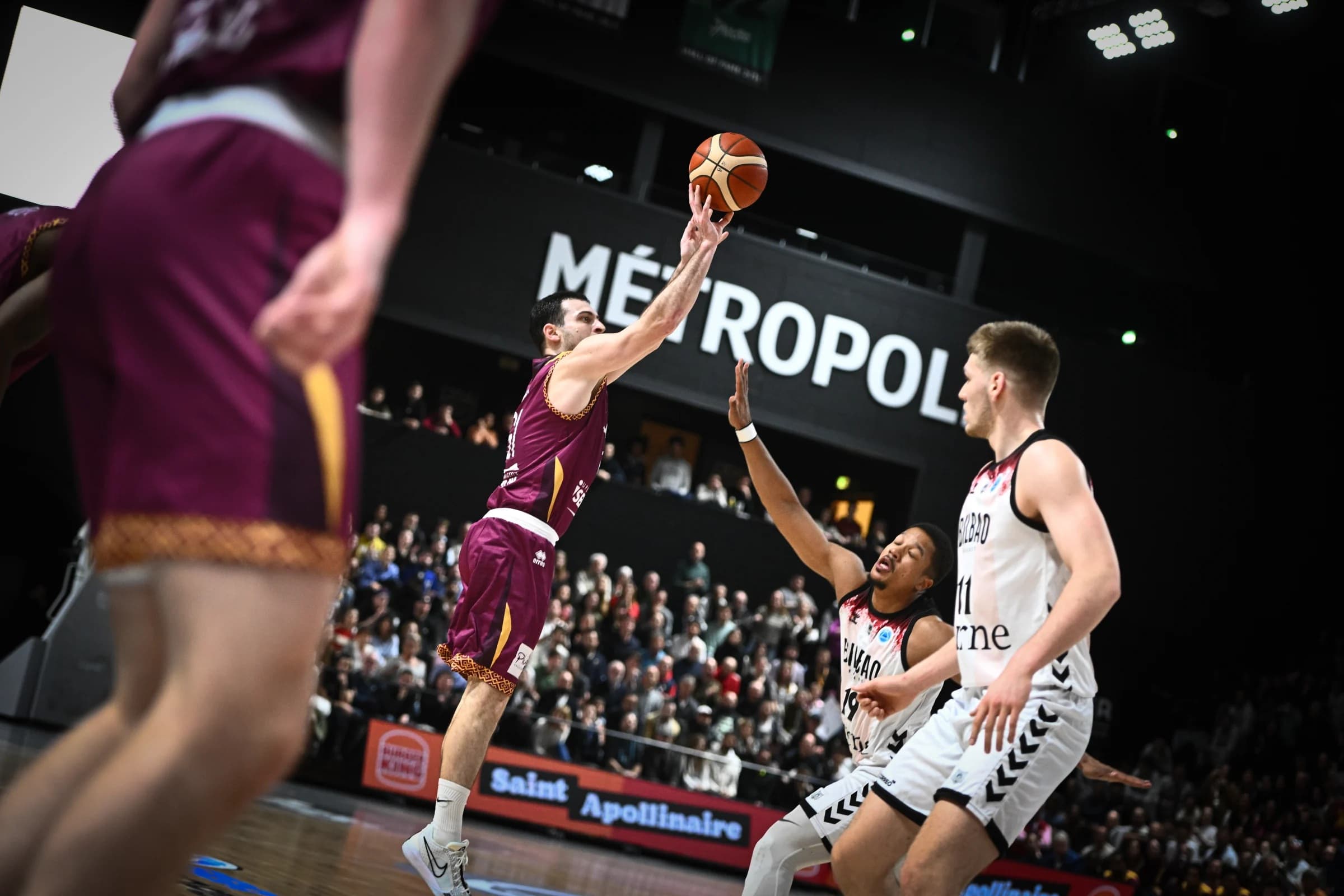 La finale de la FIBA Europe Cup s’éloigne pour Thijs De Ridder