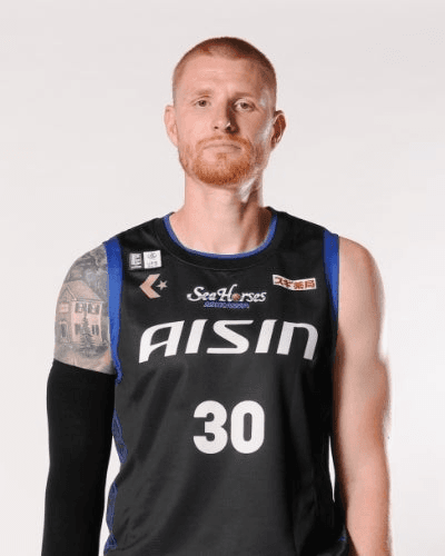 aaron_white_2025-2026_16-9.png