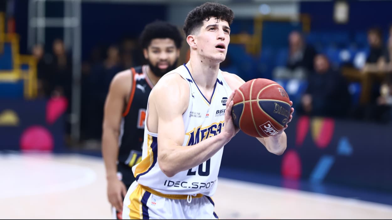 Amar Gegic au lancer-franc contre Le Mans Amar Gegic au lancer-franc contre Le Mans